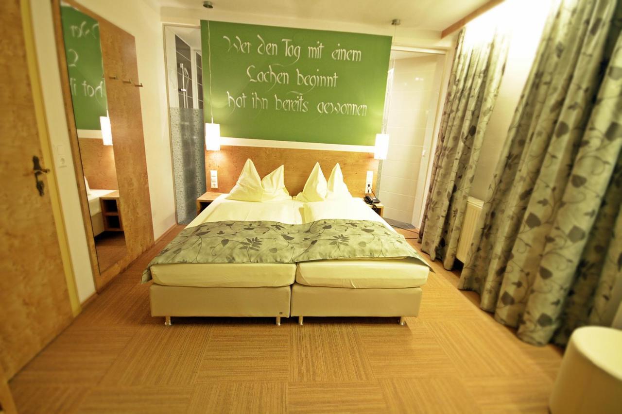 Hotel-Restaurant Forellenhof Puchberg am Schneeberg Ngoại thất bức ảnh