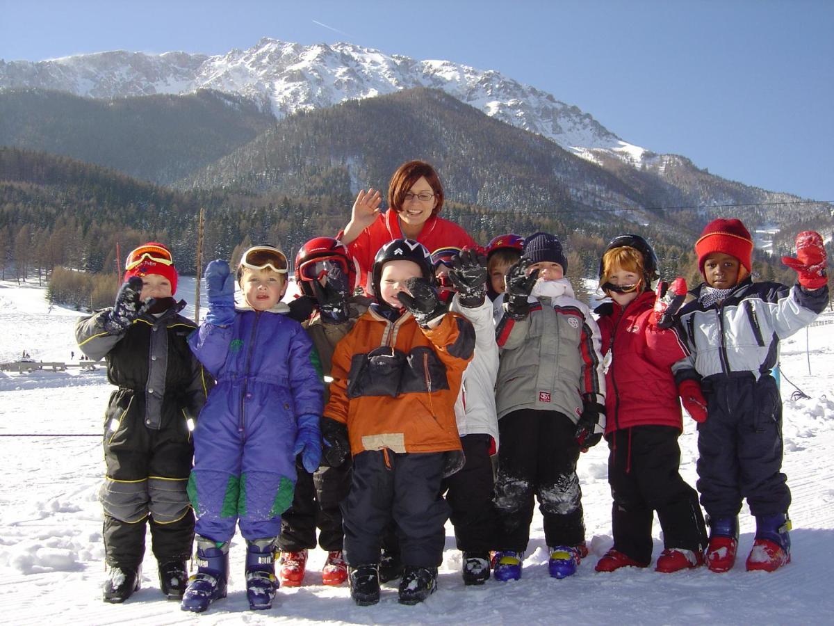 Hotel-Restaurant Forellenhof Puchberg am Schneeberg Ngoại thất bức ảnh