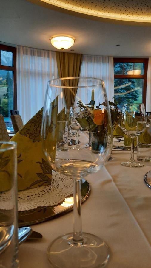 Hotel-Restaurant Forellenhof Puchberg am Schneeberg Ngoại thất bức ảnh